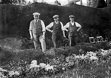 3 gardeners