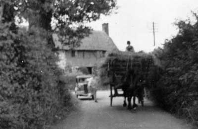 Hay waggon at Hadwick&rsquo;s Corner