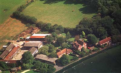 Husseys Lane 2001